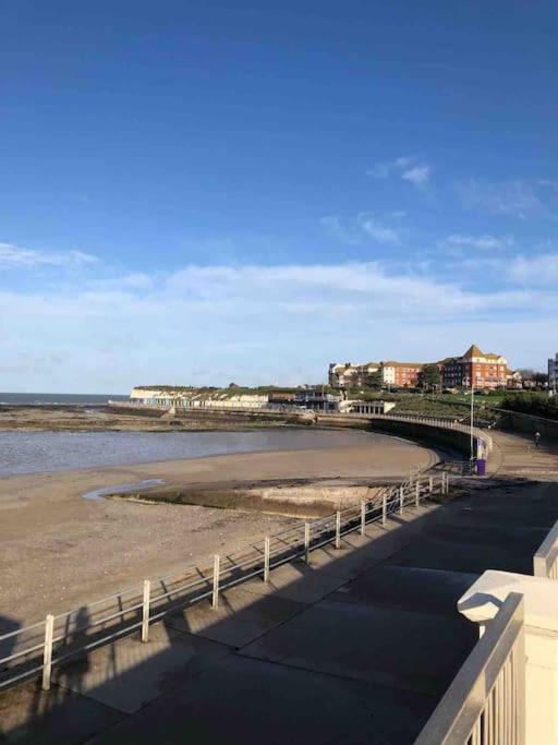 Trendy 3 Bedroom Home Close To Margate Beaches Bars Resturants 2 Night Min Stay Westgate-on-Sea Buitenkant foto